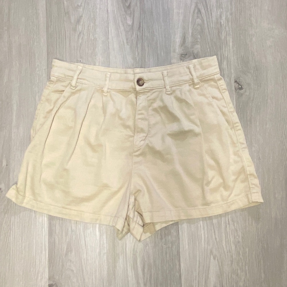 Free People Womens Tan Pleated High Waisted Chino Shorts Size 8 Khaki Neutral